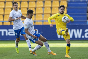 Soi kèo Tenerife vs CD Eldense ngày 20/02/2024 tại bootsocial.world